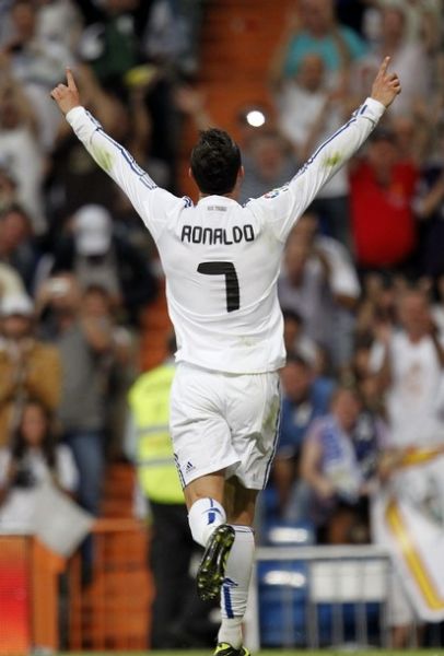 致使对手痛 致使对手痛