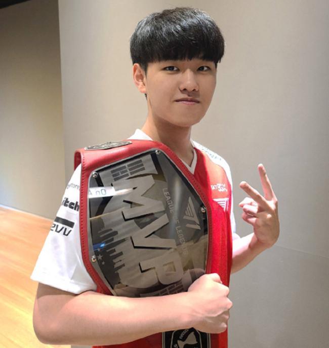 AL更具冲 AL更具冲